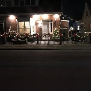 gardenhouse-mariposa.ihotelsrotterdam.com/